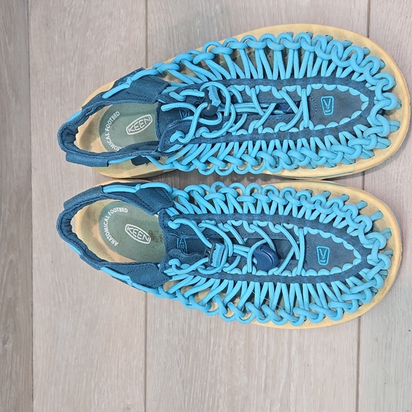 Keen Women Uneek Anatomical Footbed Blue Sandals Outdoor Shoes Sz 7.5 - Picture 3 of 12